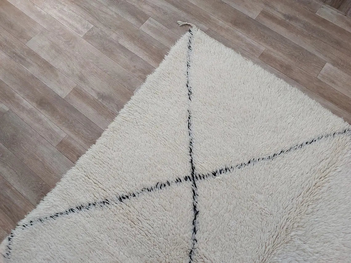 Authentic Moroccan Berber Handmade Wool Rug In Traditional Design 6x8.7 Ft MoroccanBazzArts