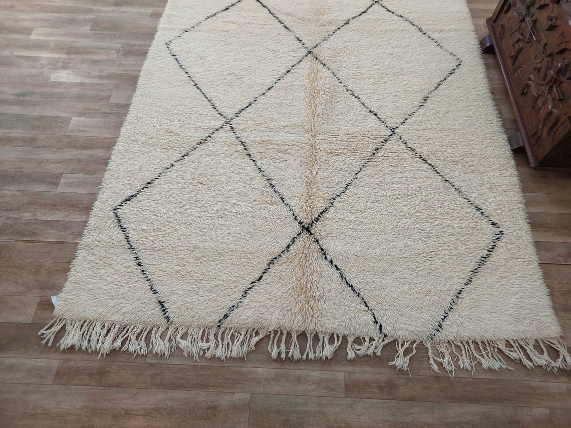 Handmade Beni Ourain Moroccan Wool Rug - Timeless Elegance, Classic Design, Warm Tones (5.10x8.2 Ft) MoroccanBazzArts