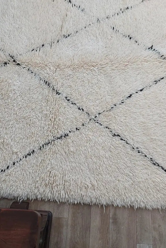 Authentic Moroccan Beni Ourain Rug - Vintage Distressed Design - Soft Wool - 5.6 X 8.2 Ft MoroccanBazzArts