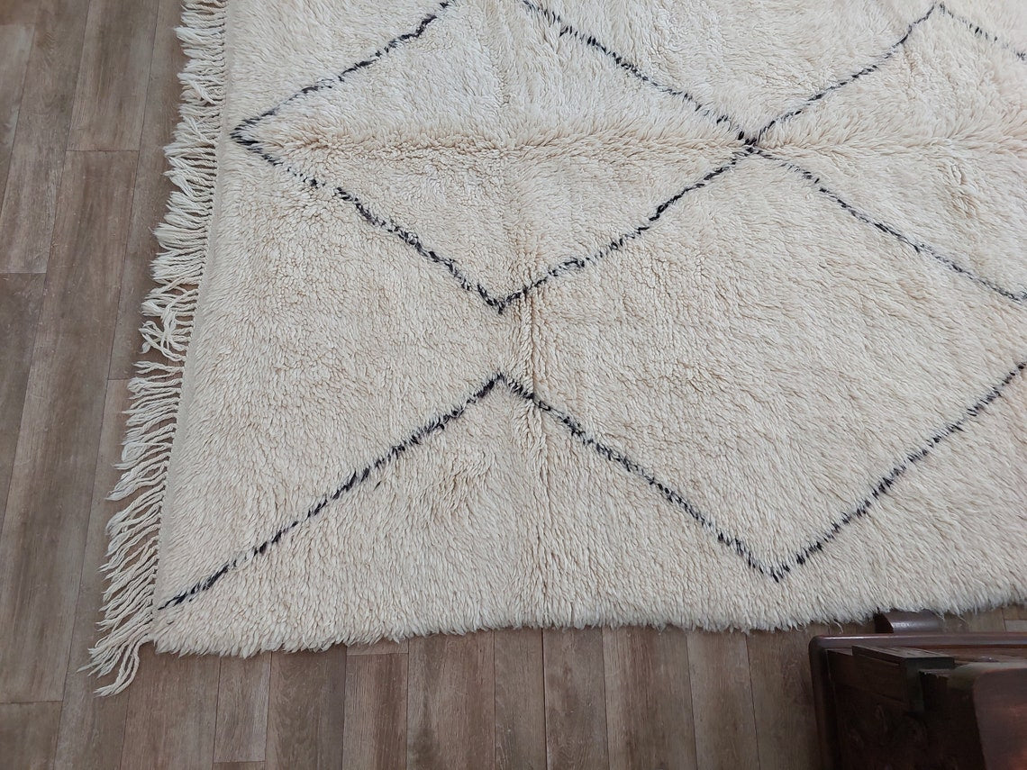 Authentic Vintage Moroccan Beni Ourain Rug: Distressed Wool Carpet, Timeless Style, 6.2 X 9.4 Ft MoroccanBazzArts