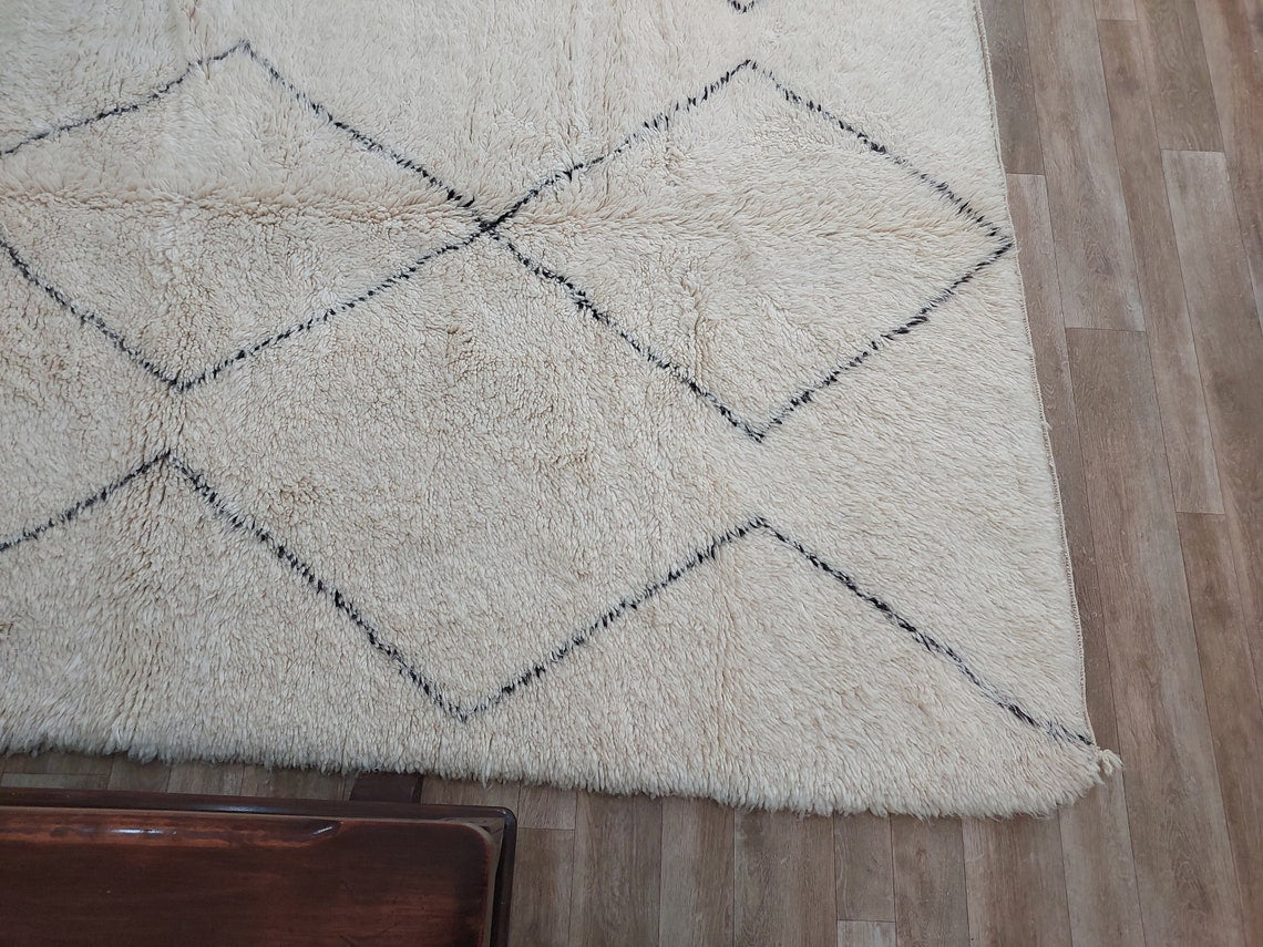 Authentic Vintage Moroccan Beni Ourain Rug: Distressed Wool Carpet, Timeless Style, 6.2 X 9.4 Ft MoroccanBazzArts