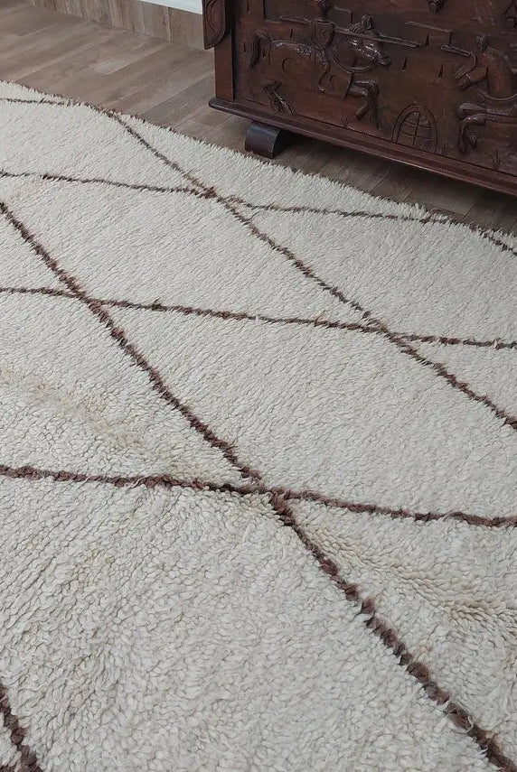 Authentic Beni Ourain Rug: Handwoven Moroccan Vintage-Style White Carpet for Living Room Decor MoroccanBazzArts