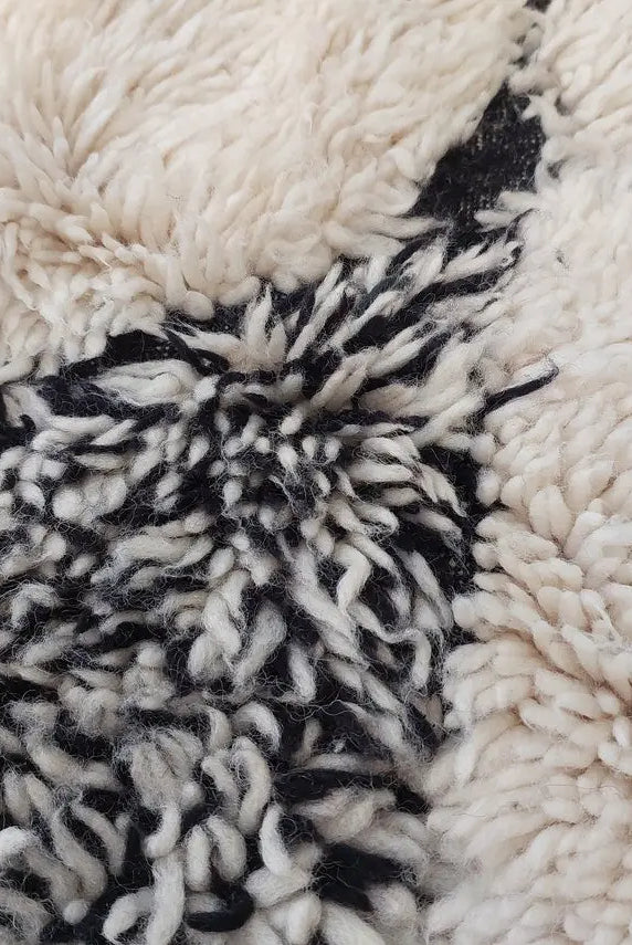 Authentic Moroccan Beni Ourain Handmade Berber Rug - Genuine Lamb Wool Carpet For Living Room (5.6x8.6 Ft) MoroccanBazzArts