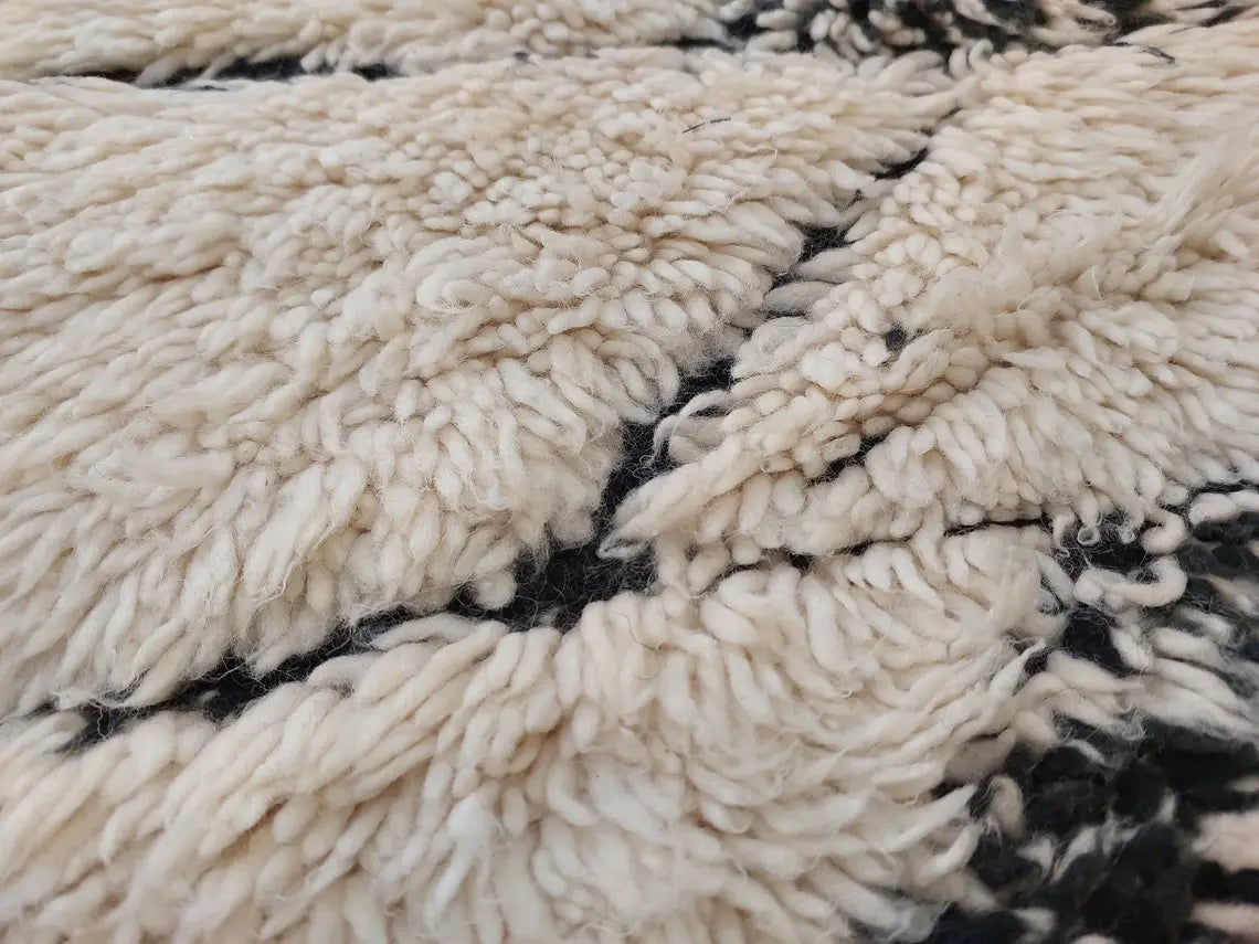 Authentic Moroccan Beni Ourain Handmade Berber Rug - Genuine Lamb Wool Carpet For Living Room (5.6x8.6 Ft) MoroccanBazzArts