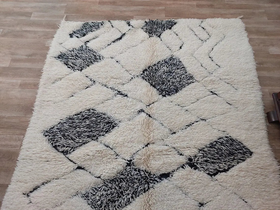 Authentic Moroccan Beni Ourain Handmade Berber Rug - Genuine Lamb Wool Carpet For Living Room (5.6x8.6 Ft) MoroccanBazzArts
