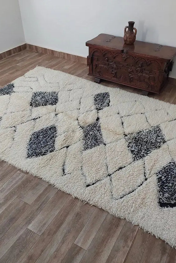 Authentic Moroccan Beni Ourain Handmade Berber Rug - Genuine Lamb Wool Carpet For Living Room (5.6x8.6 Ft) MoroccanBazzArts