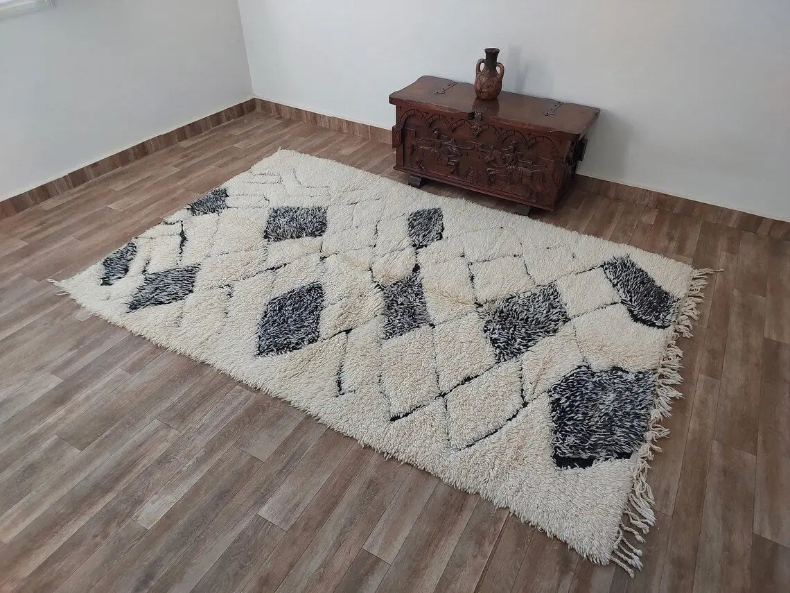 Authentic Moroccan Beni Ourain Handmade Berber Rug - Genuine Lamb Wool Carpet For Living Room (5.6x8.6 Ft) MoroccanBazzArts