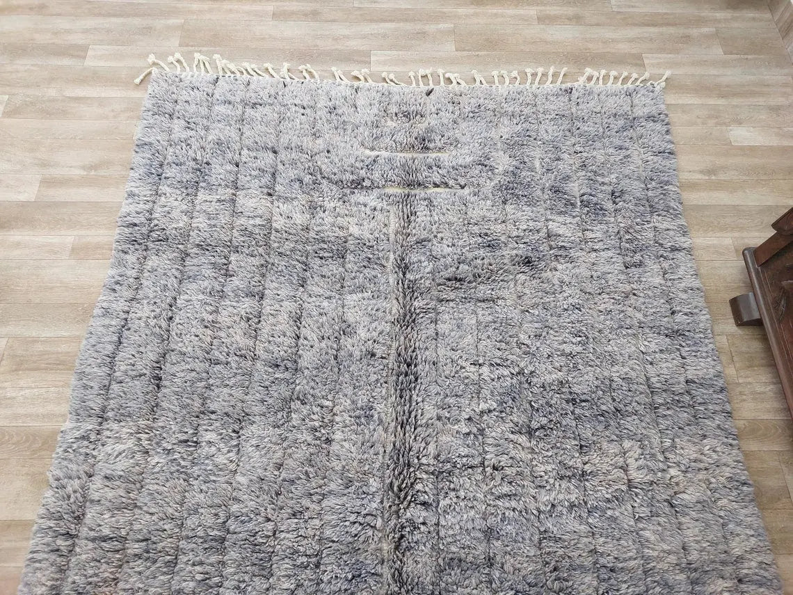 Modern Hand Knotted Beni Mrirt Rug. 100% Organic Wool - 5.9 X 8.7 Ft MoroccanBazzArts