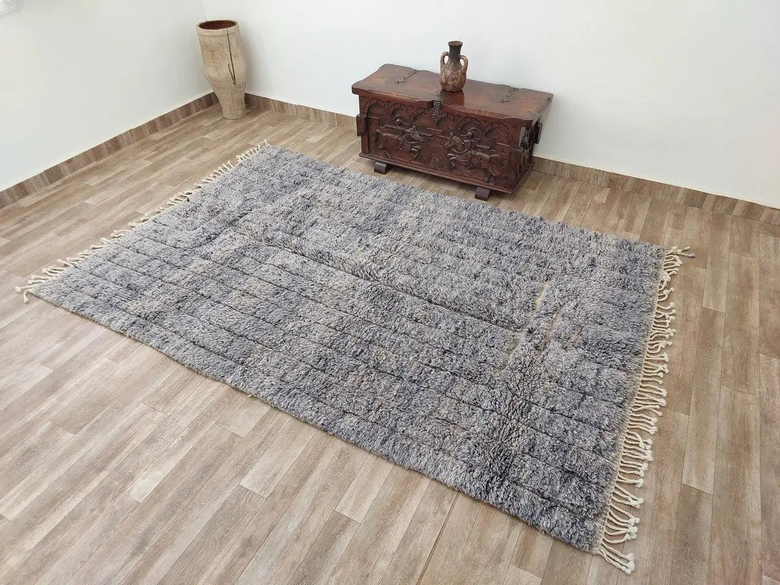 Modern Hand Knotted Beni Mrirt Rug. 100% Organic Wool - 5.9 X 8.7 Ft MoroccanBazzArts
