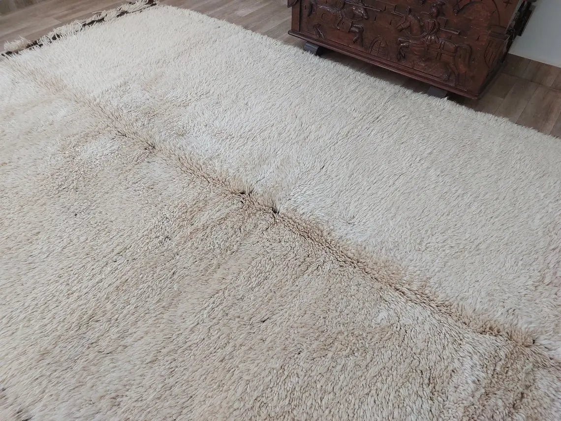 Beni Ourain Rug Genuine Lamb Wool: Vintage Moroccan Berber Carpet, Natural Fiber, Invisible Patterns MoroccanBazzArts
