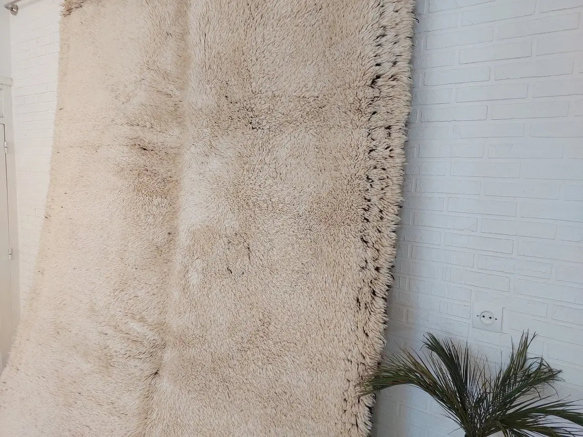 Beni Ourain Rug Genuine Lamb Wool: Vintage Moroccan Berber Carpet, Natural Fiber, Invisible Patterns MoroccanBazzArts