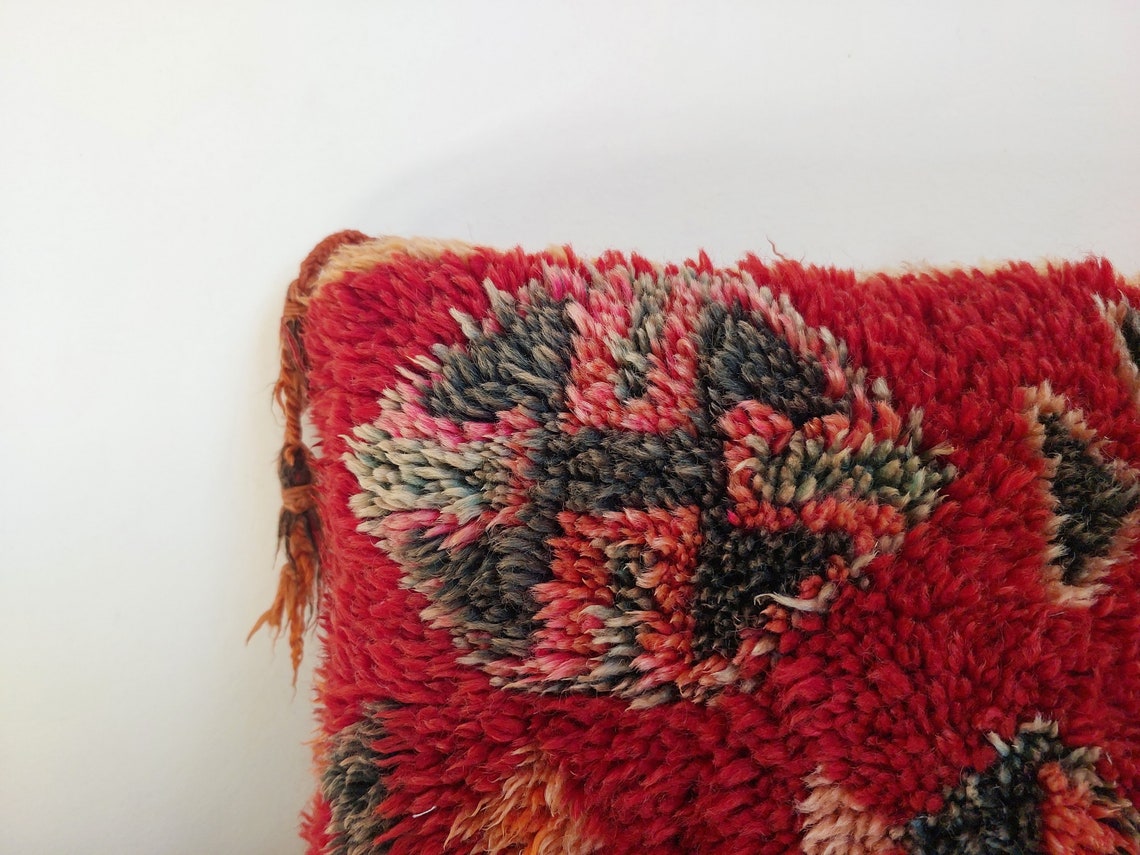 Vintage Ait Bou Ichaouen Cushion: Double-sided Handmade Moroccan Berber Wool Pillow Case In Red And Pink MoroccanBazzArts