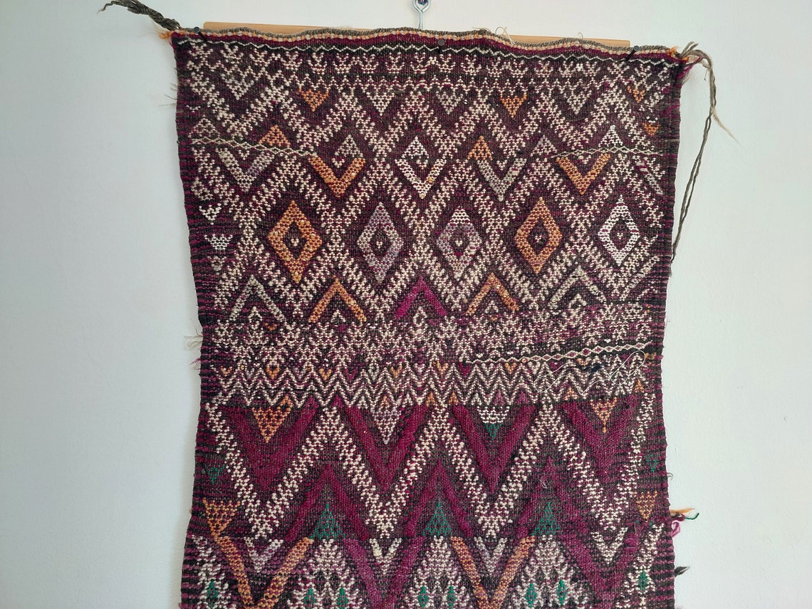 Vintage Flatweave Opened Up Pillow Cover, Handwoven In One Piece, Beni Mguild Moroccan Pillow, Hanging Wall Rug Art - Kilim Pillow MoroccanBazzArts