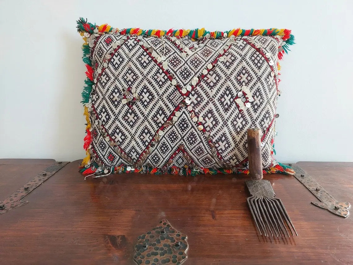 Moroccan Kilim Pillow Cover, Berber Kilim Pillow, Moroccan Pillow, Handmade Wool Pillow, Decorative Pillow Case. MoroccanBazzArts