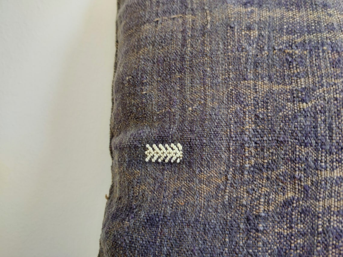Vintage Moroccan Pillow - Handmade Cushion - Berber Pillow Case - Authentic Handwoven Pillow. MoroccanBazzArts