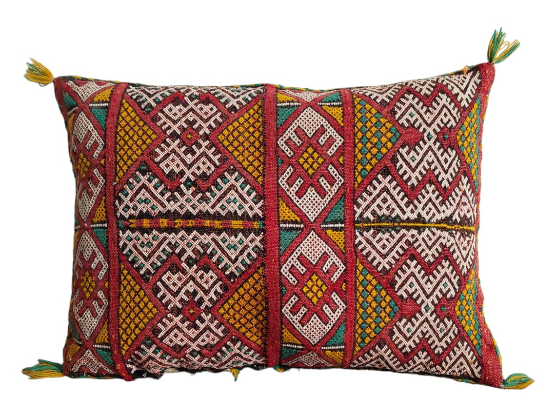 Vintage Berber Pillow - Kilim In One Side - Vintage Velvet In Other Side - Unique Moroccan Pillow - Beni Mguild Pillow - Kilim Pillow MoroccanBazzArts