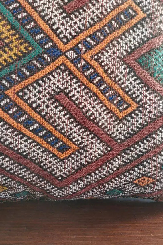 Moroccan Kilim Pillow - Decorative Vintage Berber Pillow Case - Handmade Pillow - Tribal Pillow Cover - Vintage Beni Mguild Pillow MoroccanBazzArts