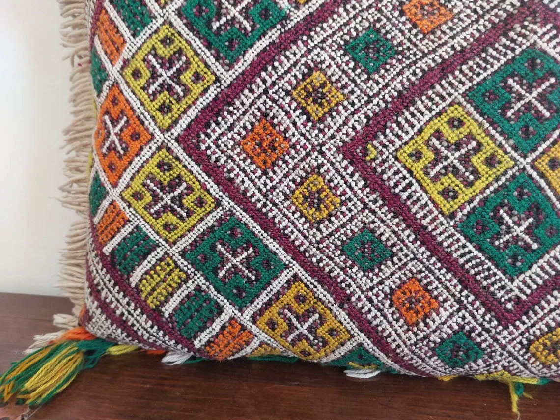 Vintage Moroccan Pillow - Handmade Cushion - Handwoven Berber Pillow Case - Kilim Pillow - Bohemian Style 35x62 Cm MoroccanBazzArts