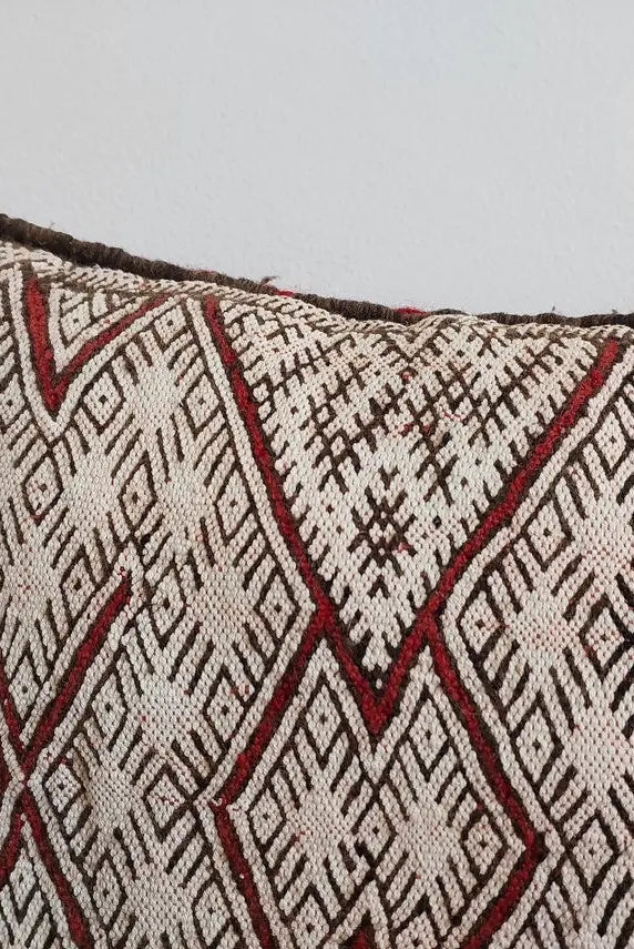 Vintage Moroccan Pillow - Handmade Berber Cushion - Kilim Pillow - Decorative Pillow Case. MoroccanBazzArts