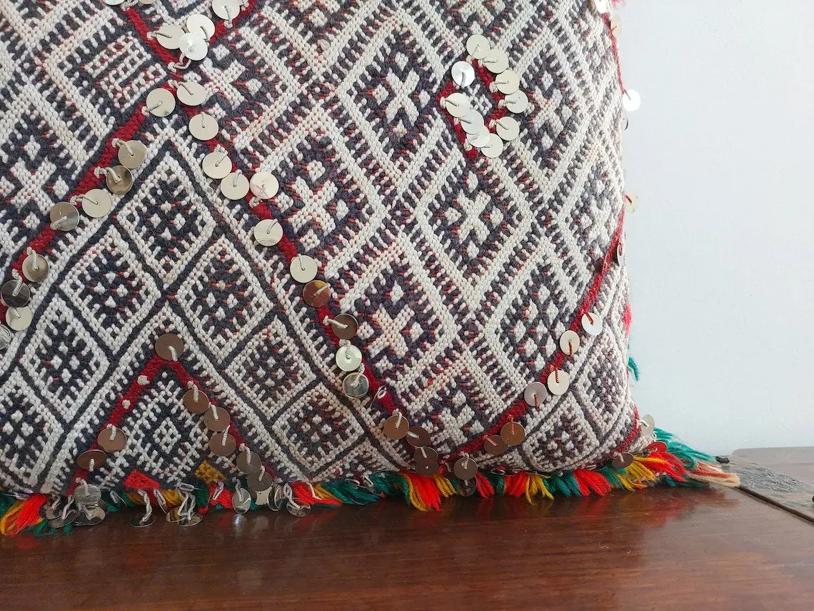 Moroccan Kilim Pillow Cover, Berber Kilim Pillow, Moroccan Pillow, Handmade Wool Pillow, Decorative Pillow Case. MoroccanBazzArts