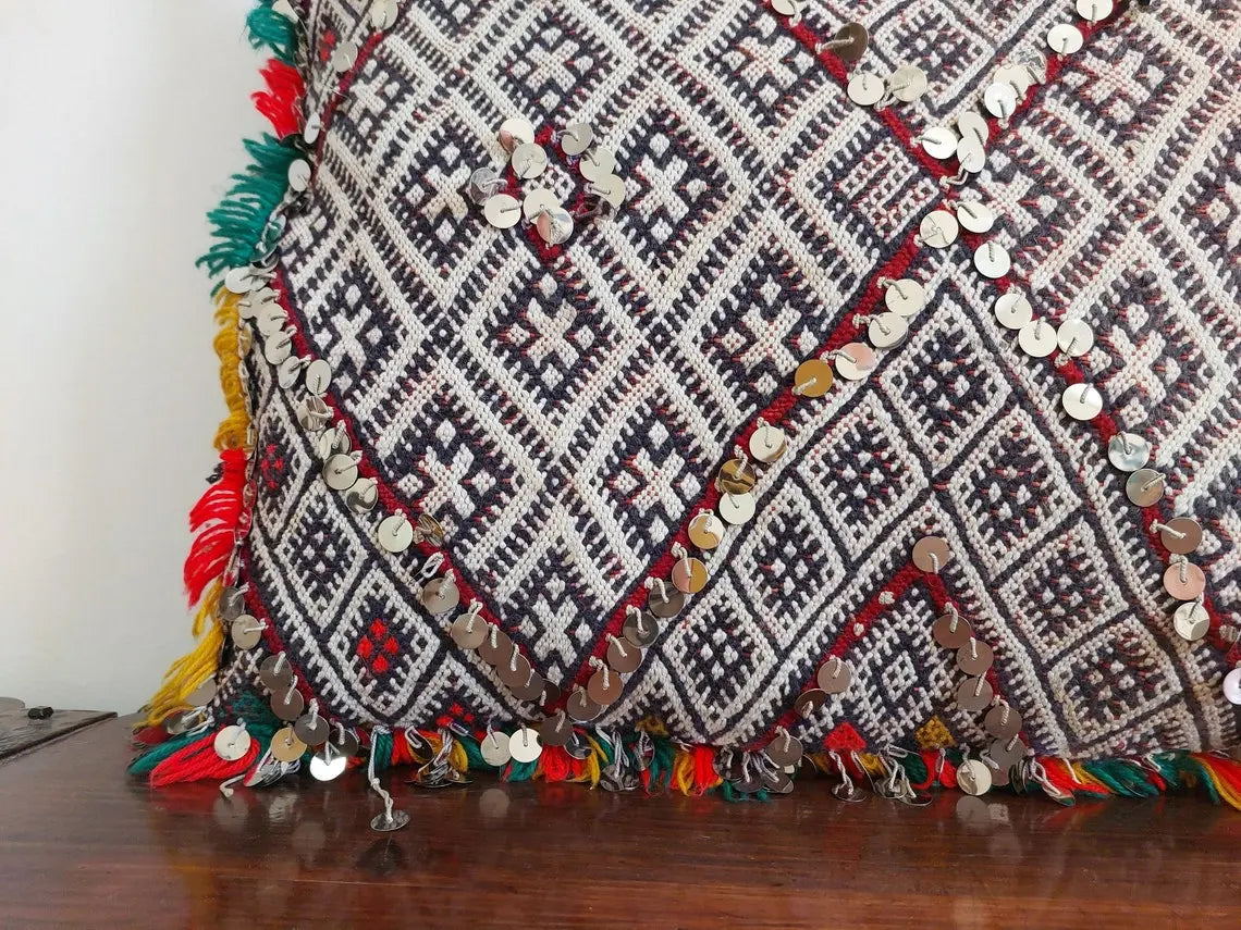 Moroccan Kilim Pillow Cover, Berber Kilim Pillow, Moroccan Pillow, Handmade Wool Pillow, Decorative Pillow Case. MoroccanBazzArts
