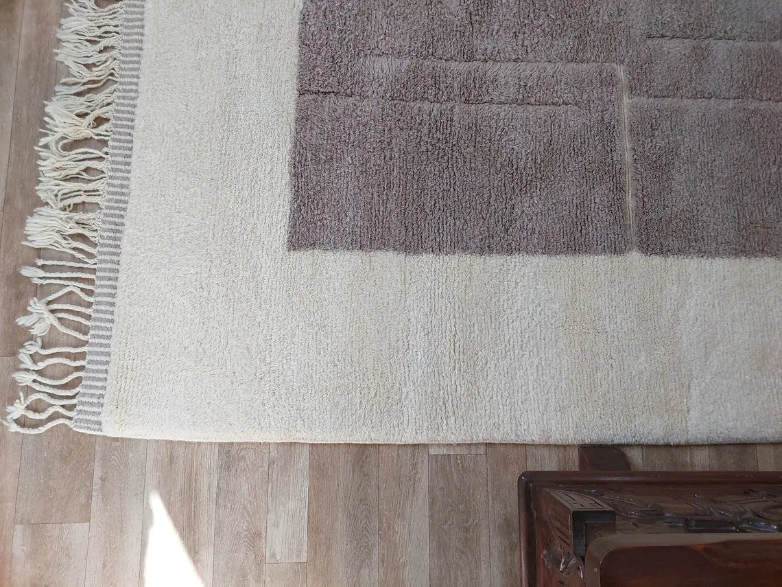 Plush Faded Lavender Moroccan Beni Mrirt Rug - Handwoven Neutral Berber Rug For Contemporary Living Spaces MoroccanBazzArts