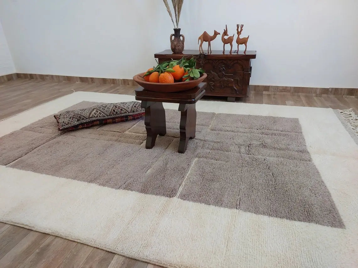 Plush Faded Lavender Moroccan Beni Mrirt Rug - Handwoven Neutral Berber Rug For Contemporary Living Spaces MoroccanBazzArts
