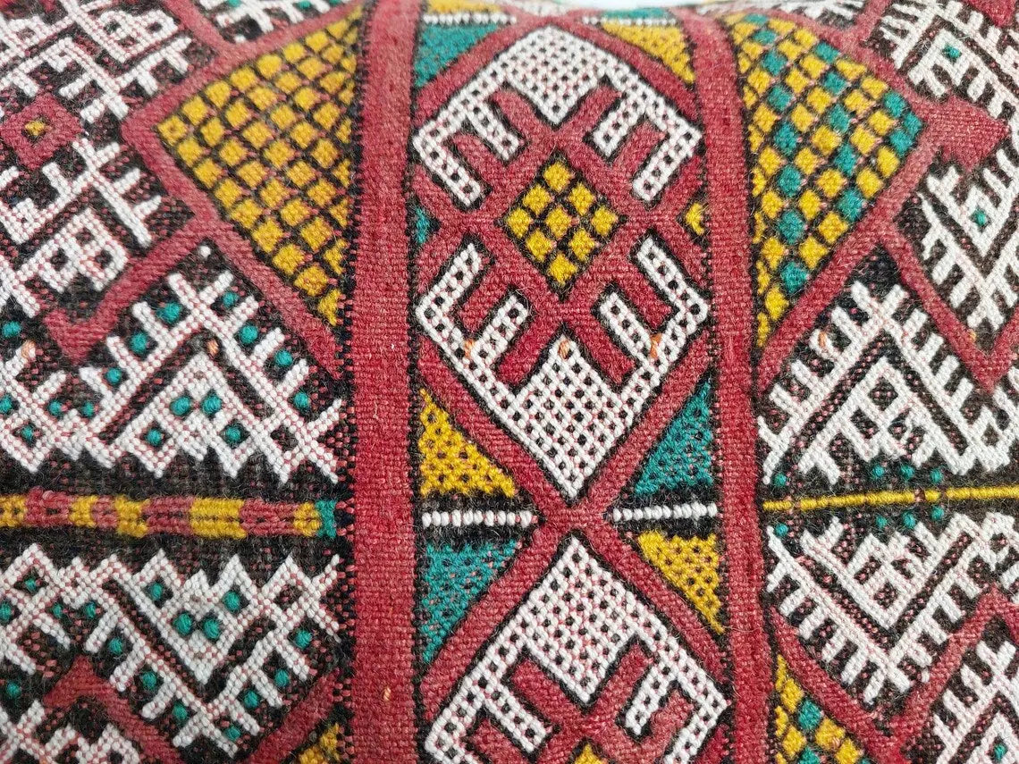 Vintage Berber Pillow - Kilim In One Side - Vintage Velvet In Other Side - Unique Moroccan Pillow - Beni Mguild Pillow - Kilim Pillow MoroccanBazzArts