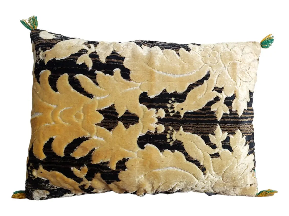 Vintage Berber Pillow - Kilim In One Side - Vintage Velvet In Other Side - Unique Moroccan Pillow - Beni Mguild Pillow - Kilim Pillow MoroccanBazzArts