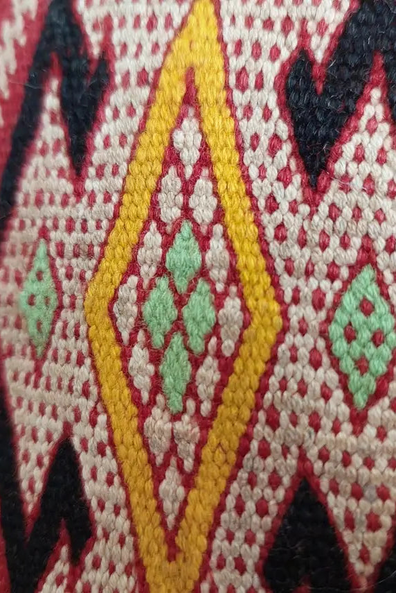 Vintage Moroccan Pillow - Berber Pillow Case - Handmade Tribal Pillow - Kilim Pillow Cover - Boho Pillow. MoroccanBazzArts