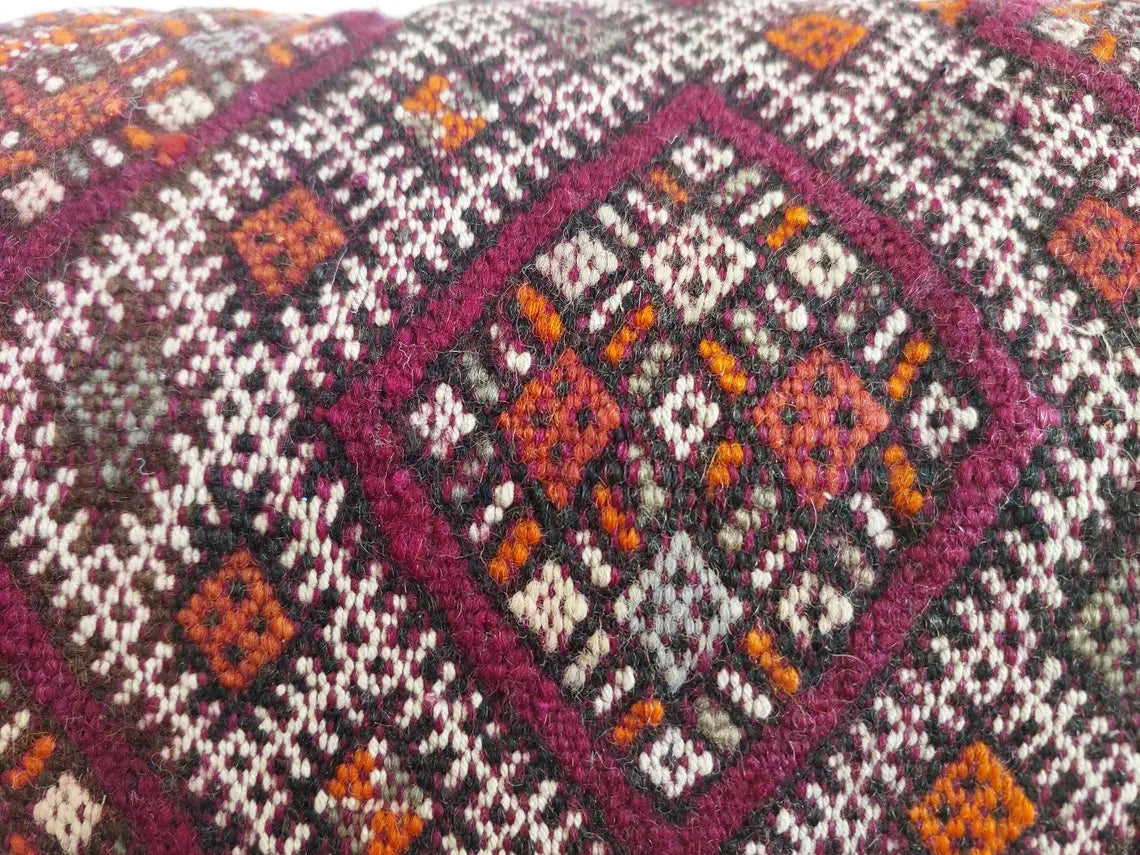 Vintage Moroccan Pillow - Handmade Berber Pillow - Tribal Kilim Pillow MoroccanBazzArts