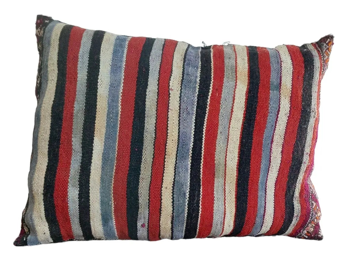 Vintage Moroccan Pillow - Handmade Berber Pillow - Tribal Kilim Pillow MoroccanBazzArts