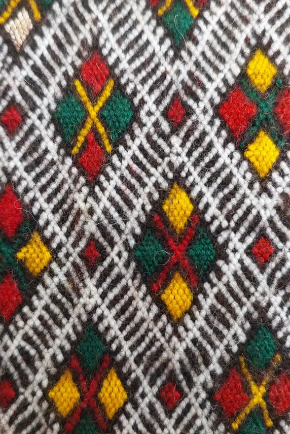 Vintage Moroccan Pillow - Handmade Berber Cushion - Kilim Pillow - Decorative Pillow Case. MoroccanBazzArts