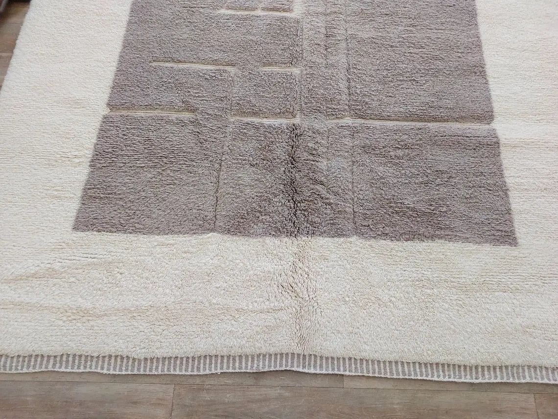 Plush Faded Lavender Moroccan Beni Mrirt Rug - Handwoven Neutral Berber Rug For Contemporary Living Spaces MoroccanBazzArts