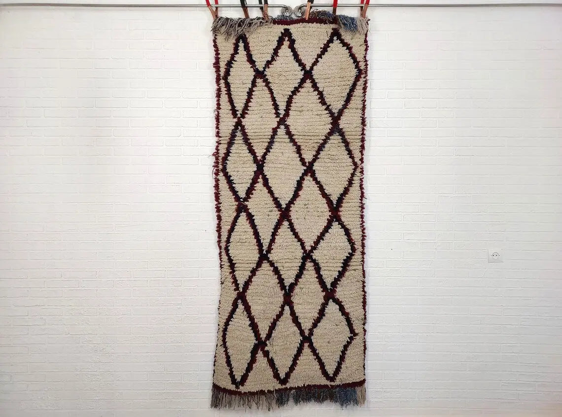 Small Moroccan Rug - Vintage Azilal Runner Rug - Handknotted Bedside Rug - Used Berber Rug . MoroccanBazzArts