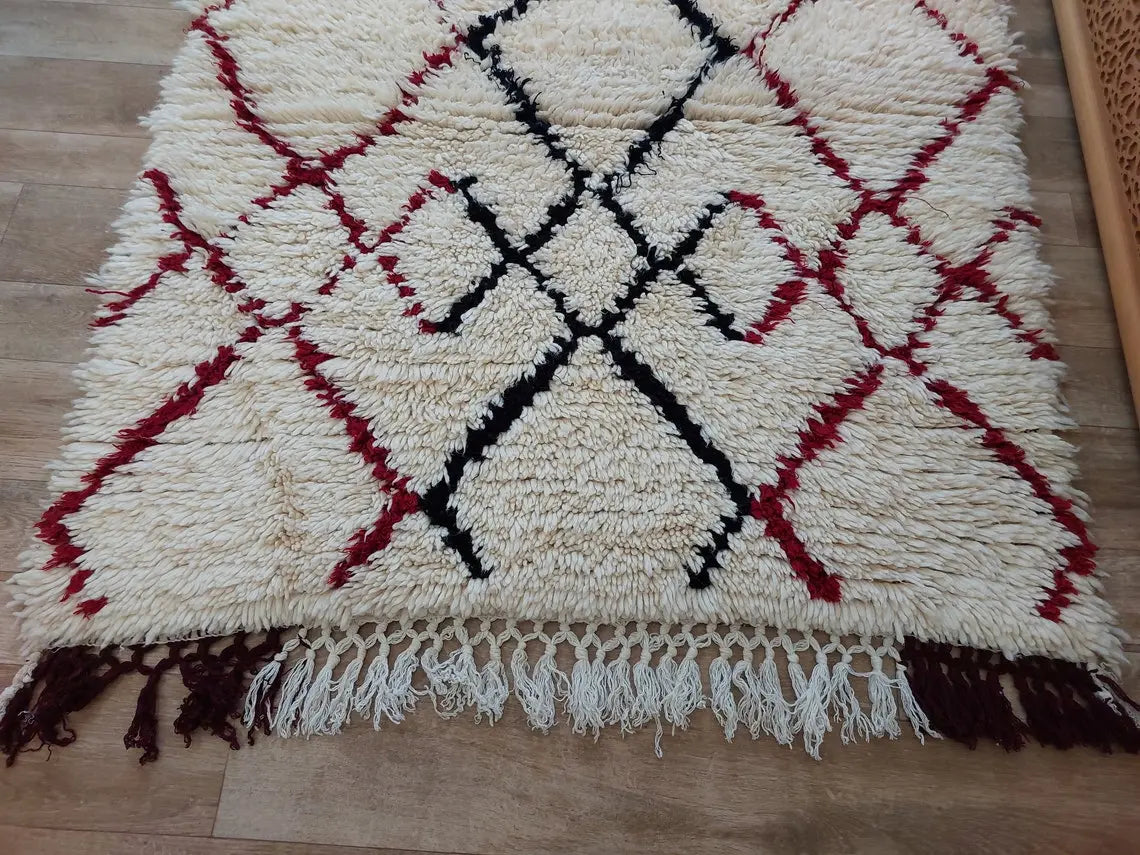 Shaggy Wool Rug - Vintage Small Rug - Handknotted Rug- Berber Carpet - White Moroccan Rug. MoroccanBazzArts