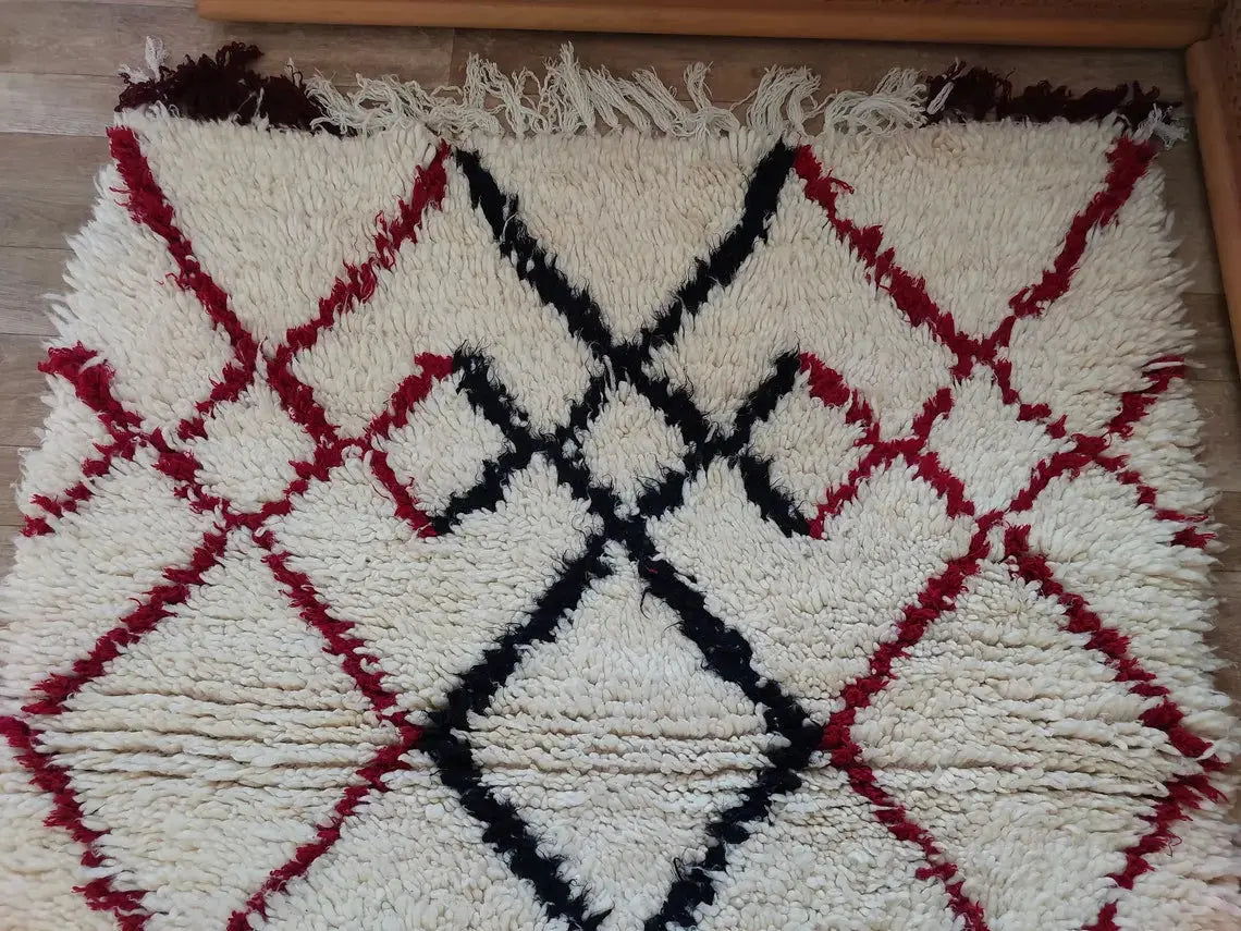 Shaggy Wool Rug - Vintage Small Rug - Handknotted Rug- Berber Carpet - White Moroccan Rug. MoroccanBazzArts