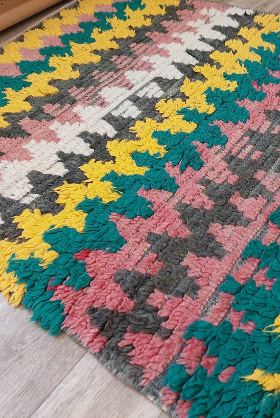 Small Moroccan Runner Rug - Vintage Boujaad Rug - Hand Woven Berber Carpet - Handmade Rug - Moroccan Carpet , Runner 2'6 X 8' MoroccanBazzArts