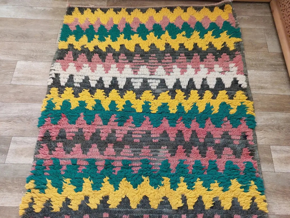 Small Moroccan Runner Rug - Vintage Boujaad Rug - Hand Woven Berber Carpet - Handmade Rug - Moroccan Carpet , Runner 2'6 X 8' MoroccanBazzArts