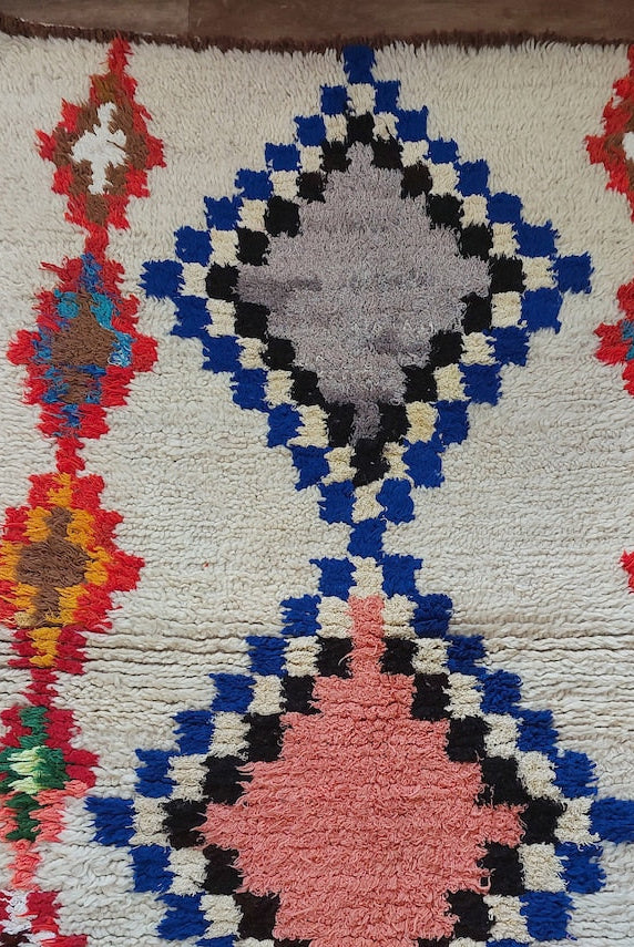 Vintage Berber Beni Ourain Carpet: Small Handknotted Moroccan Rug For Nursery, Living Room, Entryway MoroccanBazzArts