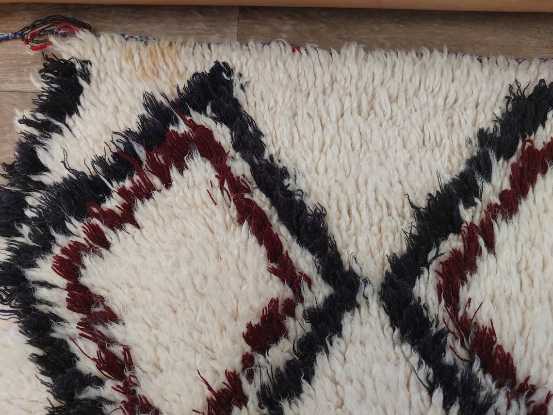 Vintage Beni Ourain Moroccan Rug: Small Handknotted Soft Fluffy Wool Carpet For Living Room MoroccanBazzArts