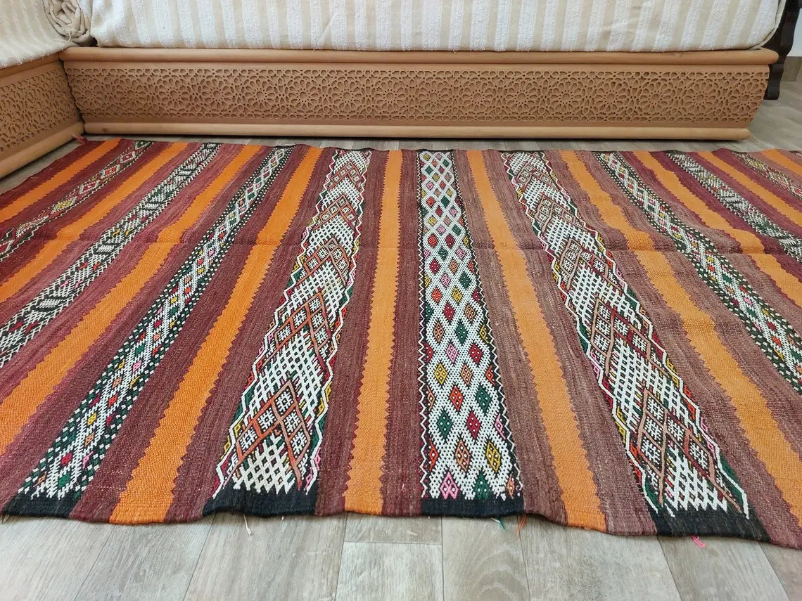 Moroccan Kilim Rug - Vintage Moroccan Rug - Flatweave Berber Rug - Kilim Rug - Hanbel Rug - Zemmour Tribe. MoroccanBazzArts