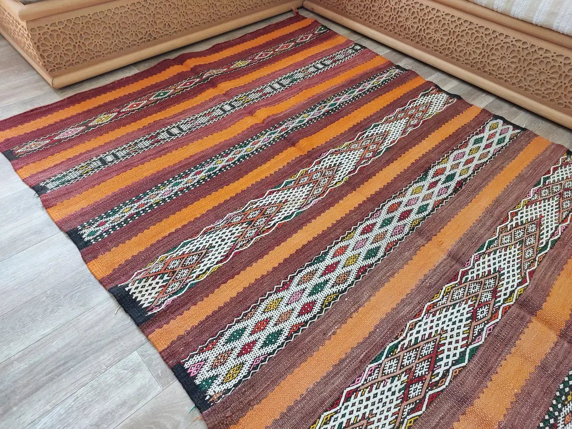 Moroccan Kilim Rug - Vintage Moroccan Rug - Flatweave Berber Rug - Kilim Rug - Hanbel Rug - Zemmour Tribe. MoroccanBazzArts