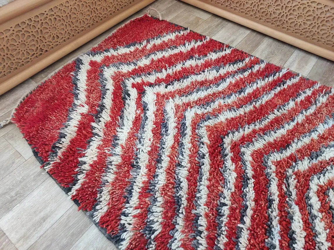 Small Moroccan Rug Runner, Vintage Azilal Rug - Hand Woven Bedside Rug- Runner Rug- Moroccan Rug 2.10x7.2ft MoroccanBazzArts