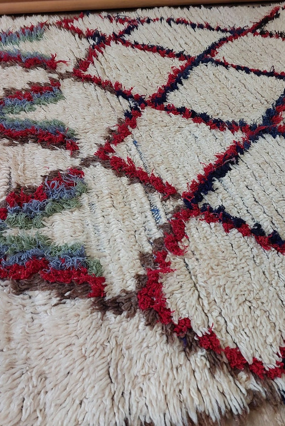 Small Moroccan Rug - Vintage Beni Ourain Rug - Handwoven Berber Rug - Old Rug - Handknotted Small Area Rug. 126cmx180cm MoroccanBazzArts