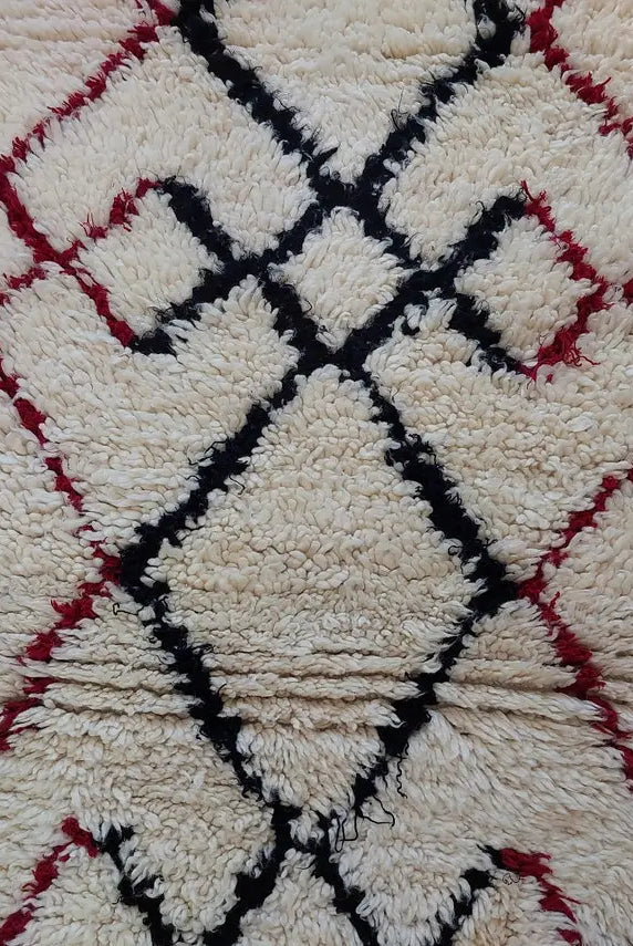 Shaggy Wool Rug - Vintage Small Rug - Handknotted Rug- Berber Carpet - White Moroccan Rug. MoroccanBazzArts
