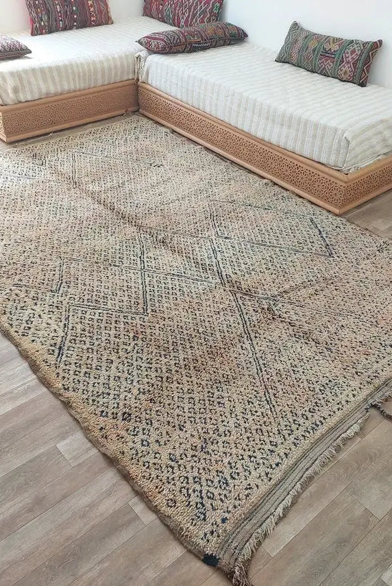 Vintage Moroccan Zayan Berber Rug: 70s Handmade Geometric Carpet for Living Room MoroccanBazzArts