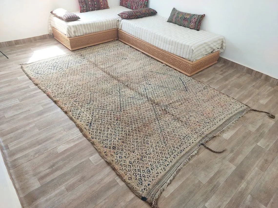 Vintage Moroccan Zayan Berber Rug: 70s Handmade Geometric Carpet for Living Room MoroccanBazzArts