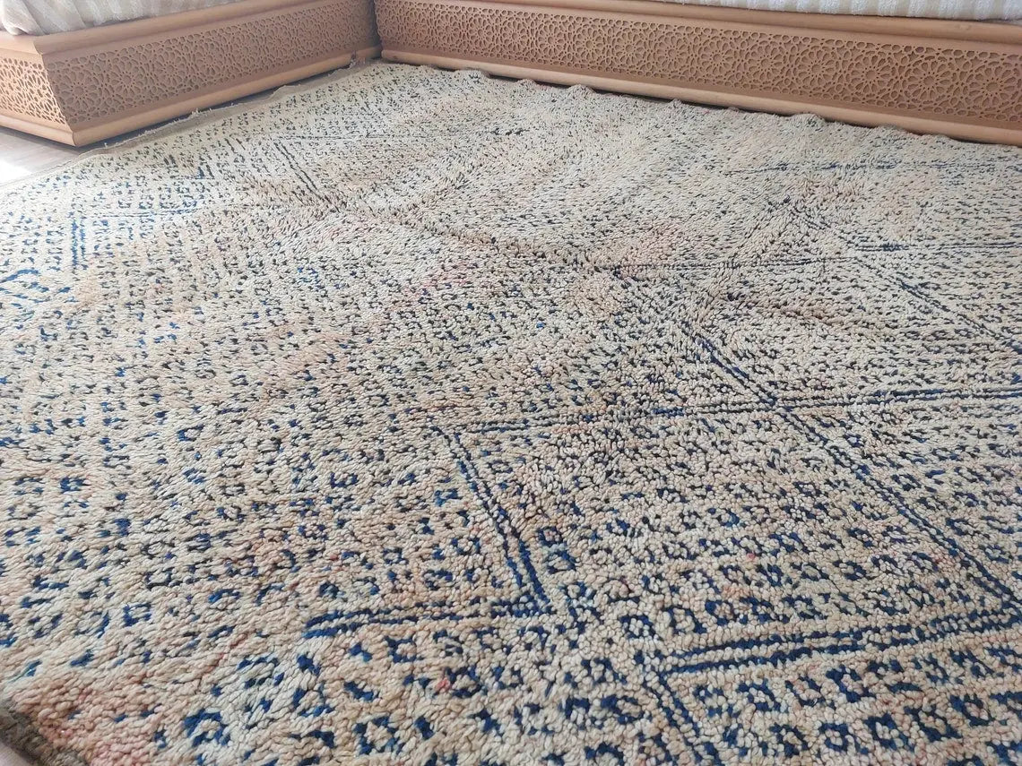 Vintage Moroccan Zayan Berber Rug: 70s Handmade Geometric Carpet for Living Room MoroccanBazzArts