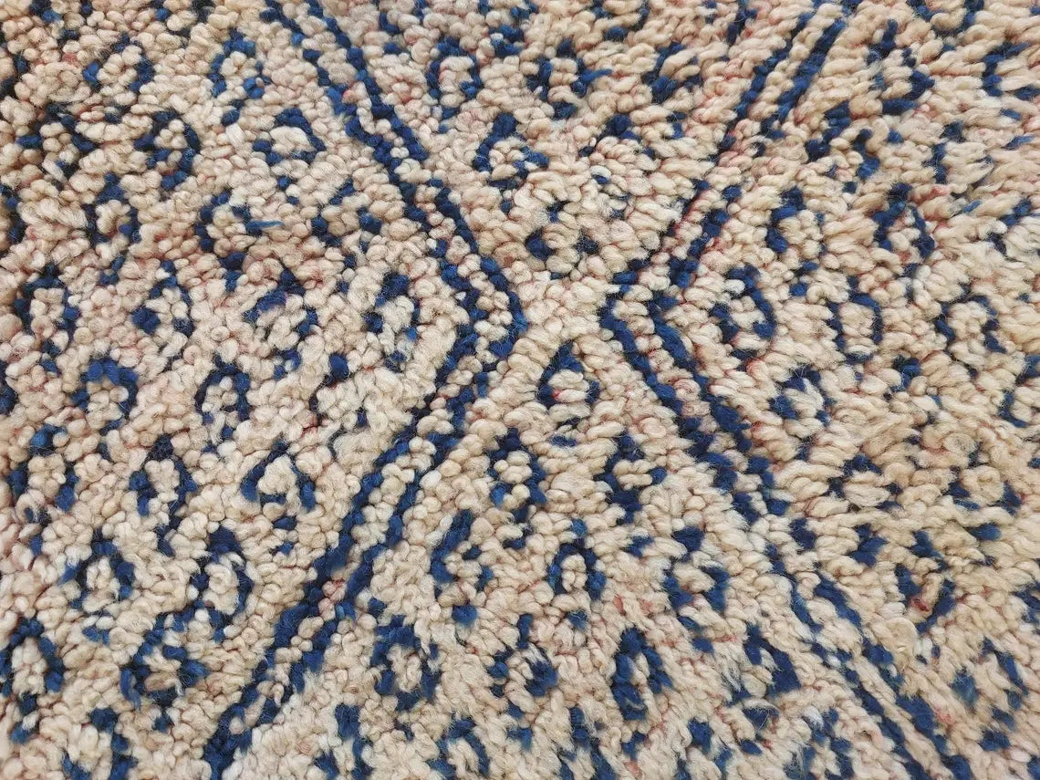 Vintage Moroccan Zayan Berber Rug: 70s Handmade Geometric Carpet for Living Room MoroccanBazzArts